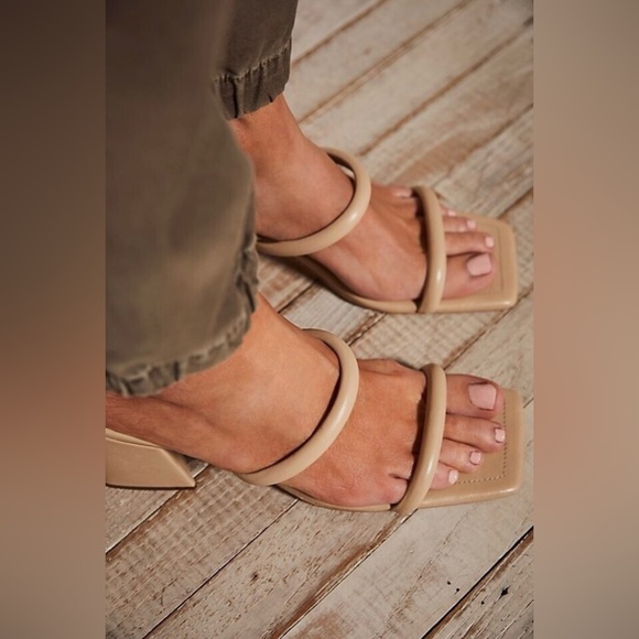 Free People Parker Pillow Heels *BRAND NEW* - Picture 5 of 7